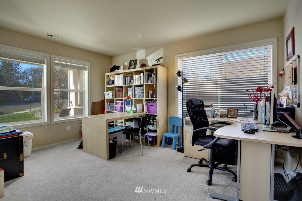 18901 13th Avenue Southeast Bothell, WA 98012 - Photo 6 of 15