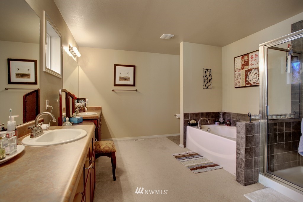 18901 13th Avenue Southeast Bothell, WA 98012 - Photo 9 of 15