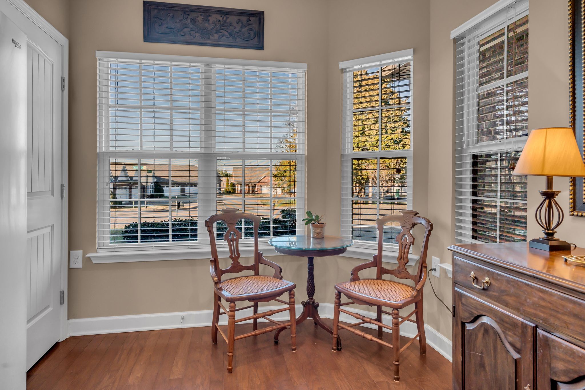 4549 Boxcroft Circle Mount Juliet, TN 37122 - Photo 6 of 28 a balcony with furniture and lamp