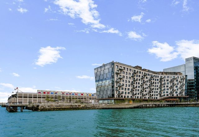 $7,185,750 | 300 Pier 4 Blvd., Unit PH N, Boston, MA 02210