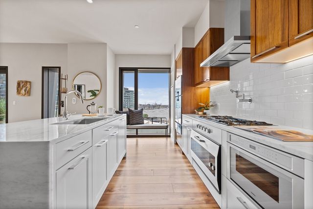$7,185,750 | 300 Pier 4 Blvd., Unit PH N, Boston, MA 02210