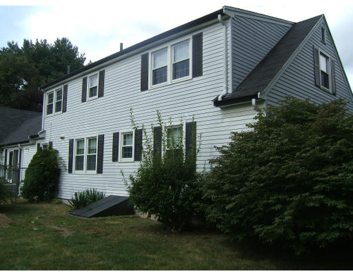 3 Great Pond Road Wenham, MA 01984 - Photo 7 of 8 Gallery Image 7