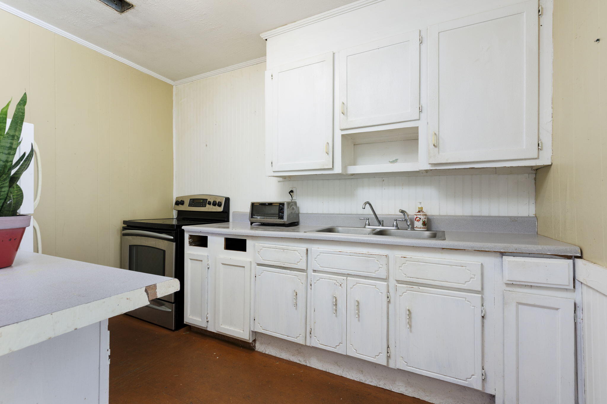 5109 Nimitz Road Milton, FL 32583 - Photo 8 of 29 8-web-or-mls-5109 Nimitz Rd Milton 8