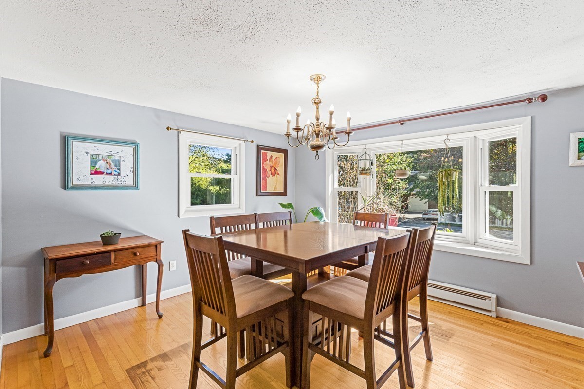 48 Greenfield Road Westport, MA 02790 - Photo 4 of 32 Gallery Image 4