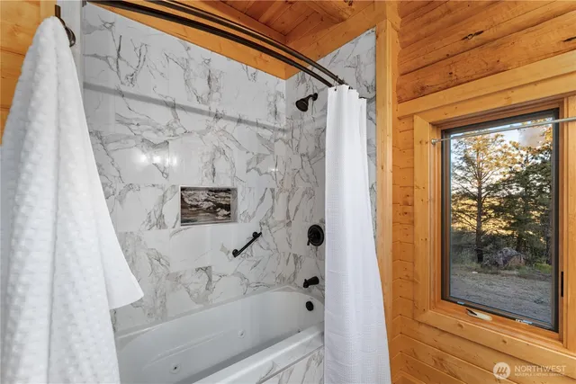 $2,650,000 | 1831 Cottontail Lane, Chelan, WA 98816