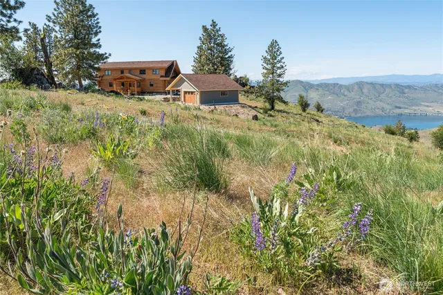 $2,650,000 | 1831 Cottontail Lane, Chelan, WA 98816