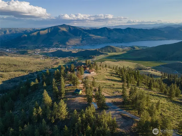 $2,650,000 | 1831 Cottontail Lane, Chelan, WA 98816