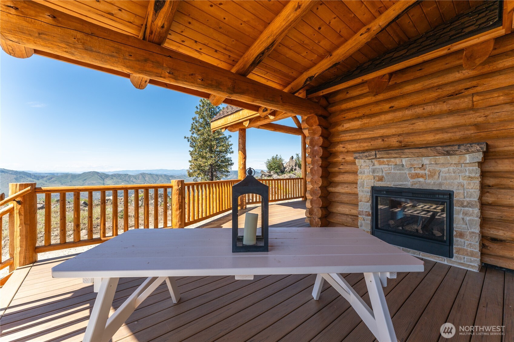1831 Cottontail Lane Chelan, WA 98816 - Photo 7 of 40