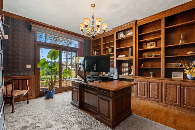 $699,900 | 3117 West Twin Willow Court, Appleton, WI 54914