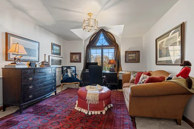 $699,900 | 3117 West Twin Willow Court, Appleton, WI 54914