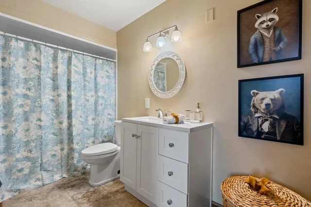 $699,900 | 3117 West Twin Willow Court, Appleton, WI 54914