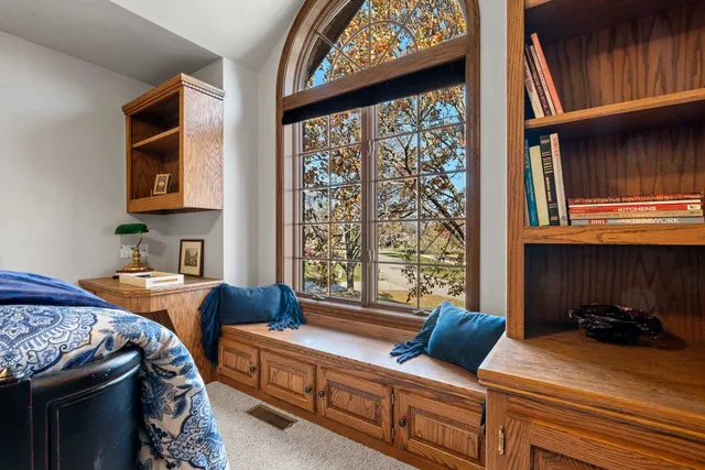 $699,900 | 3117 West Twin Willow Court, Appleton, WI 54914