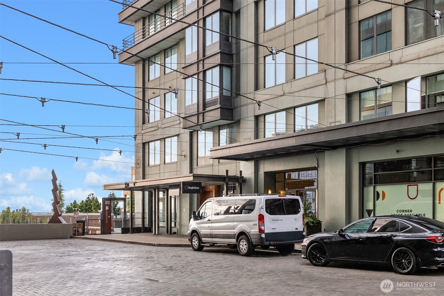 98 Union Street, Unit 810 Seattle, WA 98101 - Photo 32 of 38