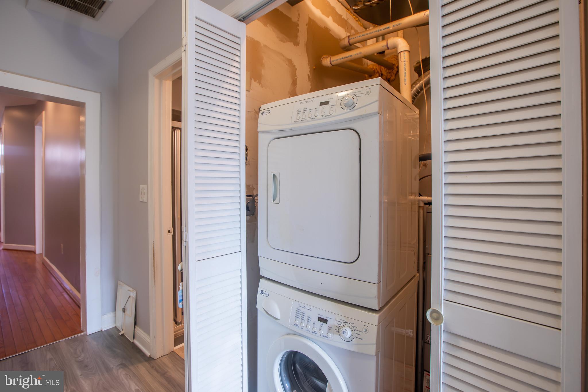 1117 I Street Northeast Washington, DC 20002 - Photo 20 of 23 a utility room with dryer and washer