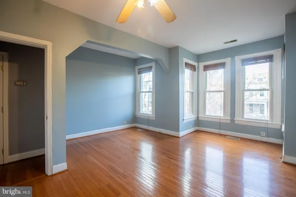 $4,150 | 1117 I Street Northeast, Washington, DC 20002