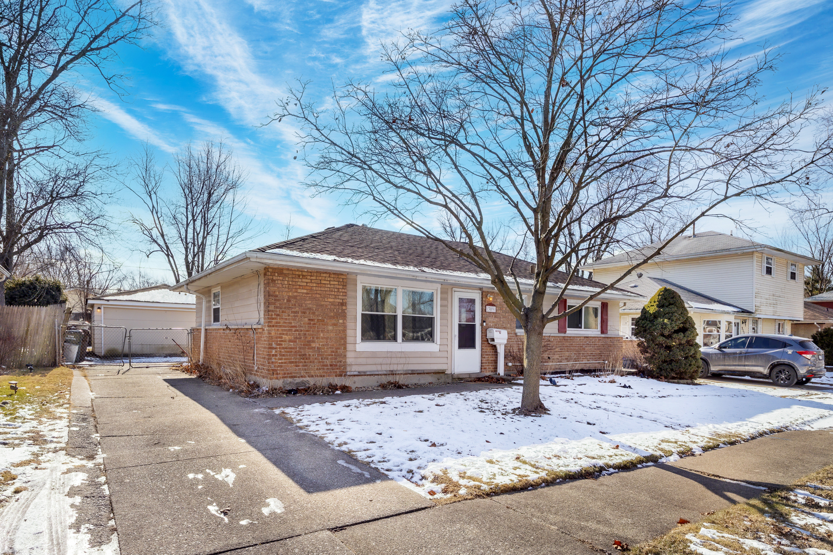 309 Waldmann Drive Park Forest, IL 60466 - Photo 2 of 12