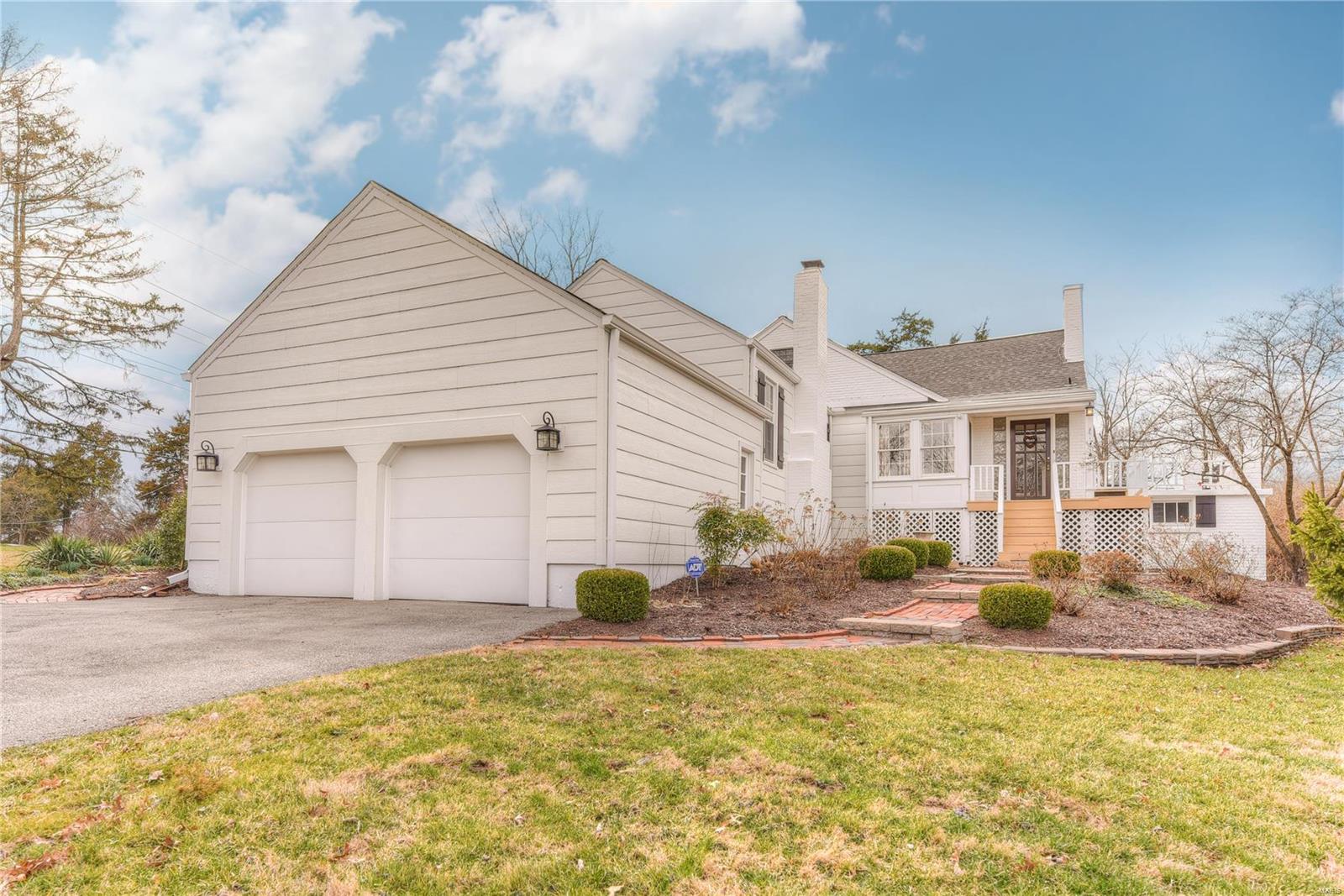 13779 Clayton Road Chesterfield, MO 63017 - Photo 2 of 21 Gallery Image 2
