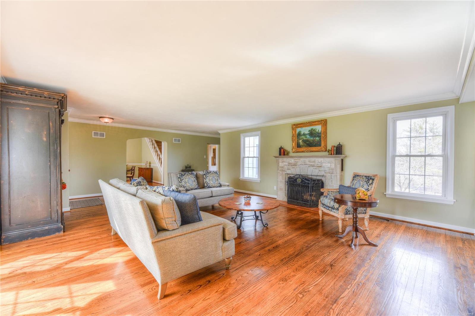 13779 Clayton Road Chesterfield, MO 63017 - Photo 7 of 21 Gallery Image 7