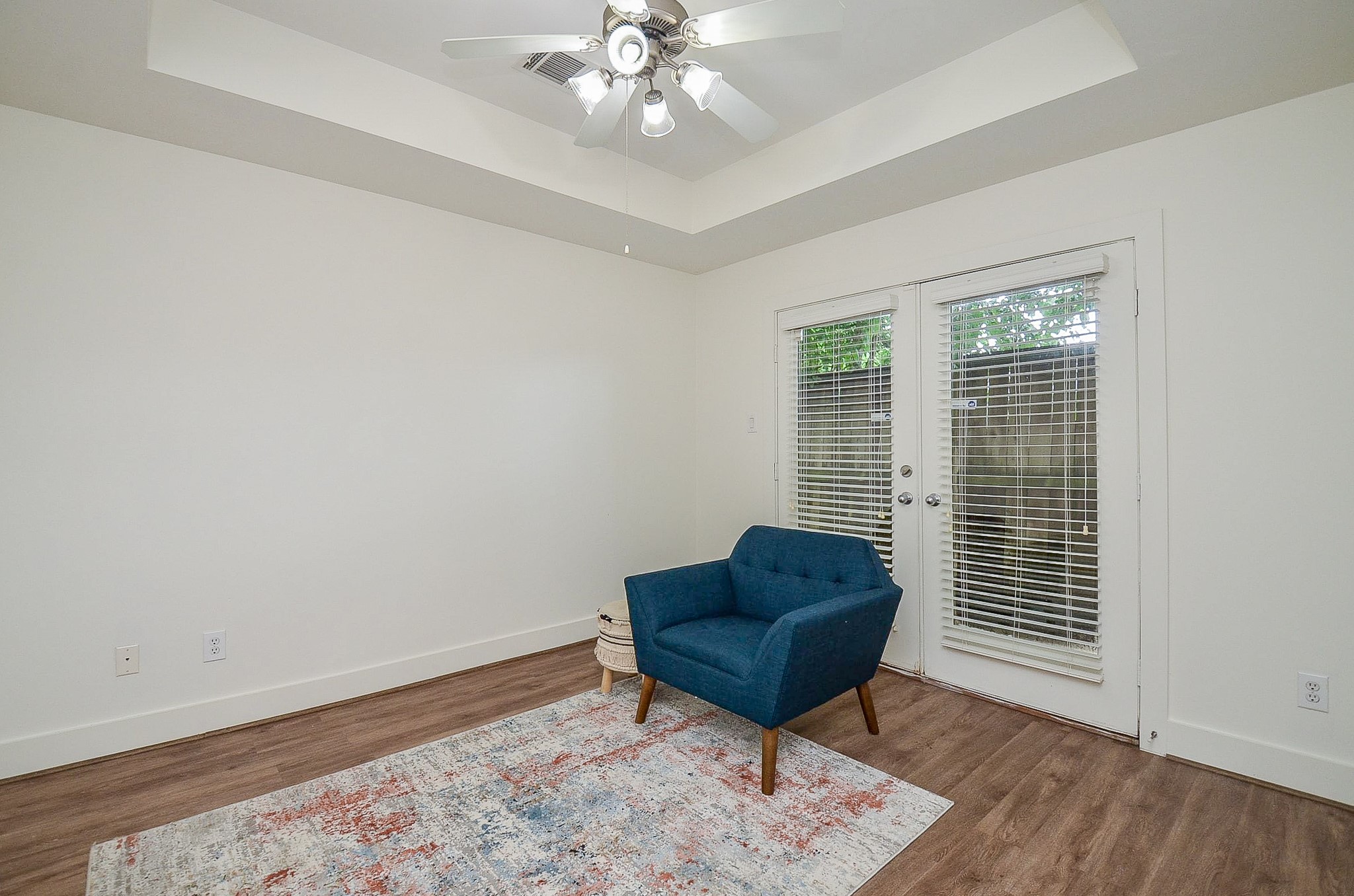3413 Rolgom Pl Court Houston, TX 77021 - Photo 5 of 20 Secondary bedroom #2 on the first floor.