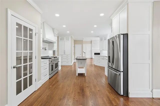 $1,349,000 | 300 High Bridge Chase, Johns Creek, GA 30022