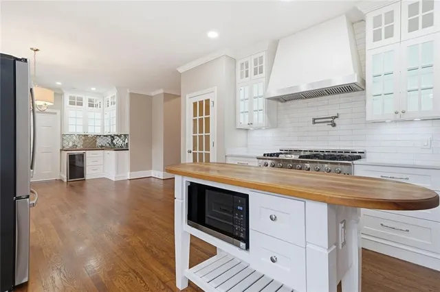 $1,349,000 | 300 High Bridge Chase, Johns Creek, GA 30022