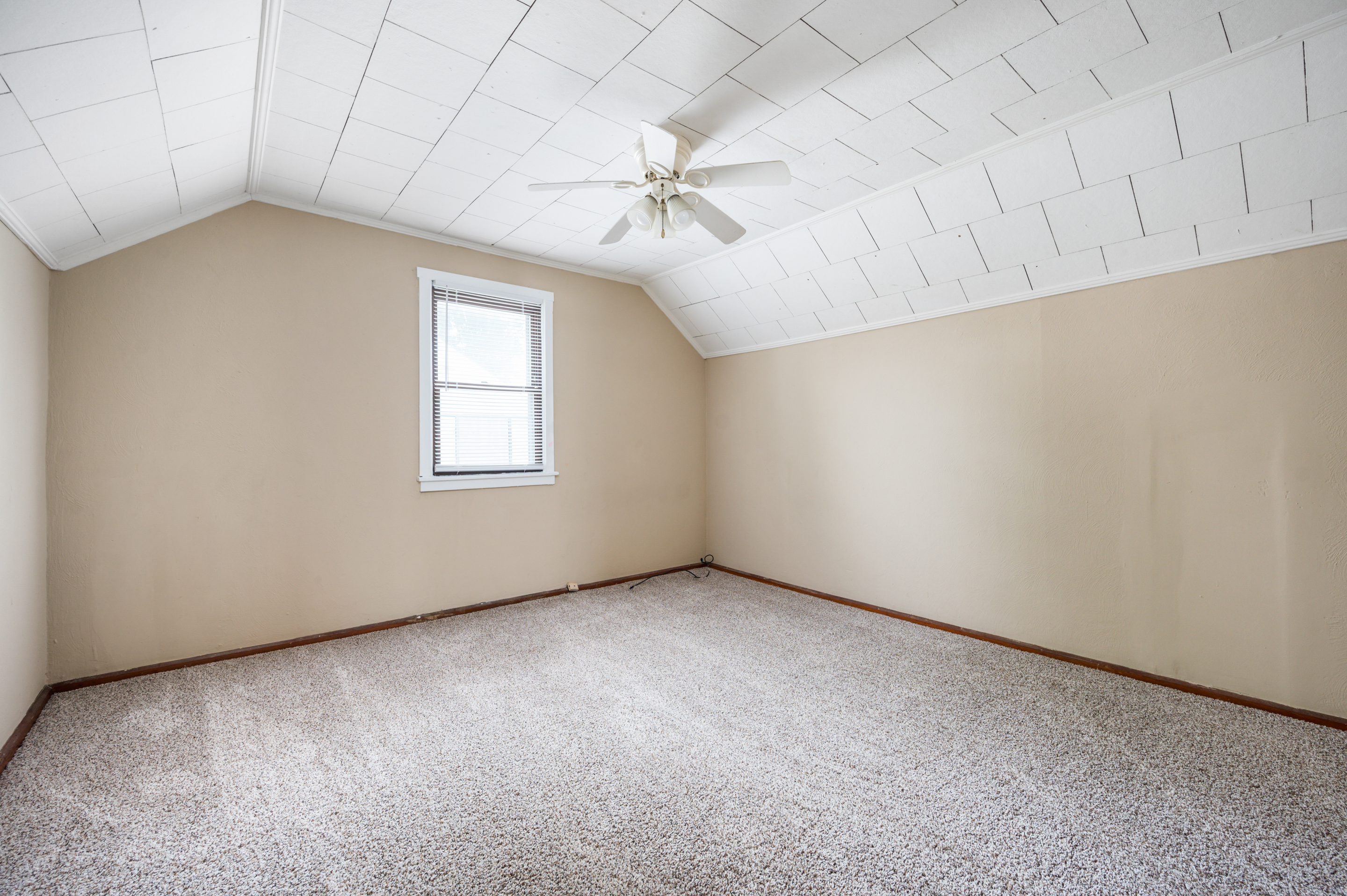 3834 Delaware Street Anderson, IN 46013 - Photo 15 of 22