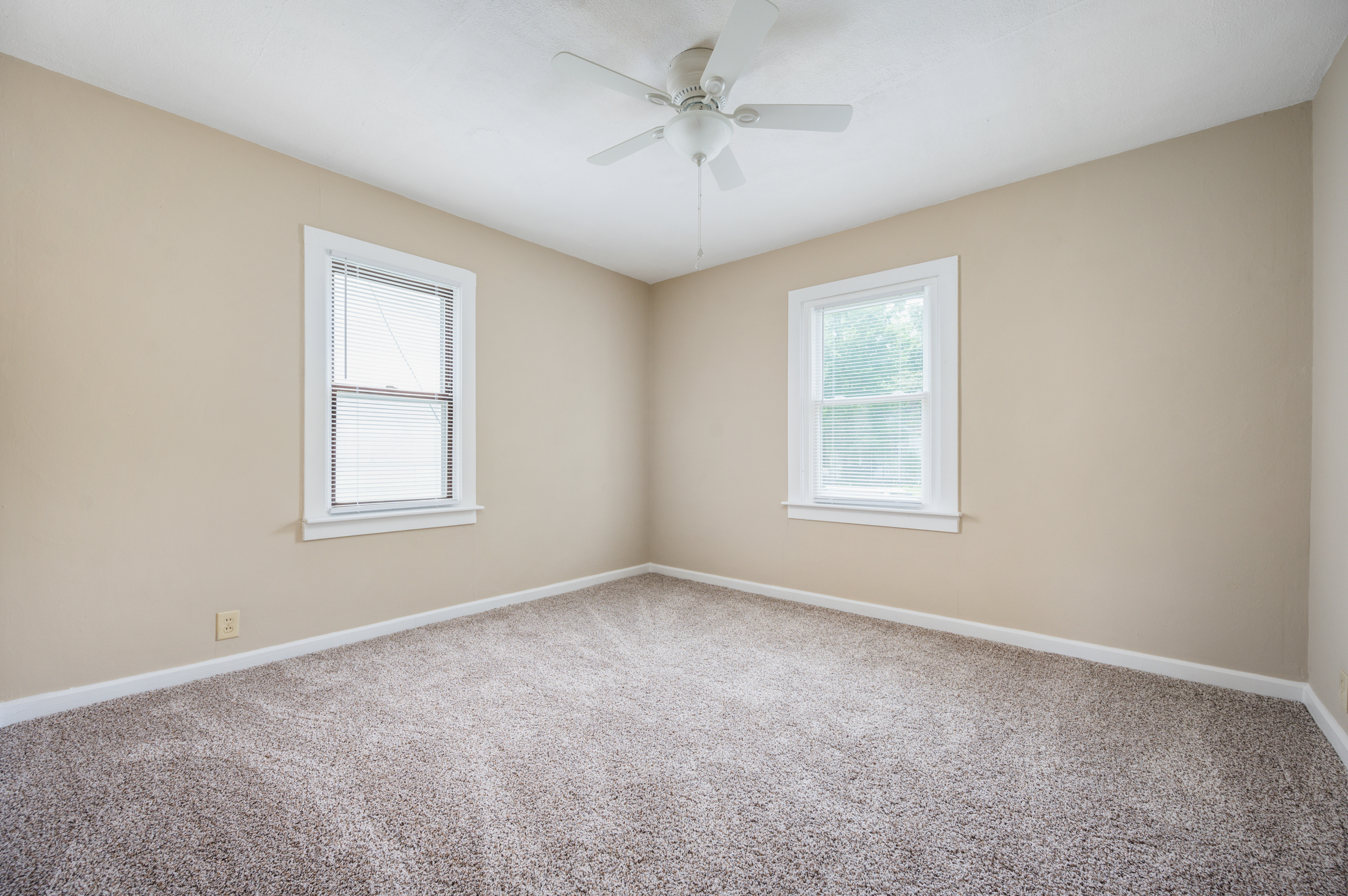 3834 Delaware Street Anderson, IN 46013 - Photo 17 of 22