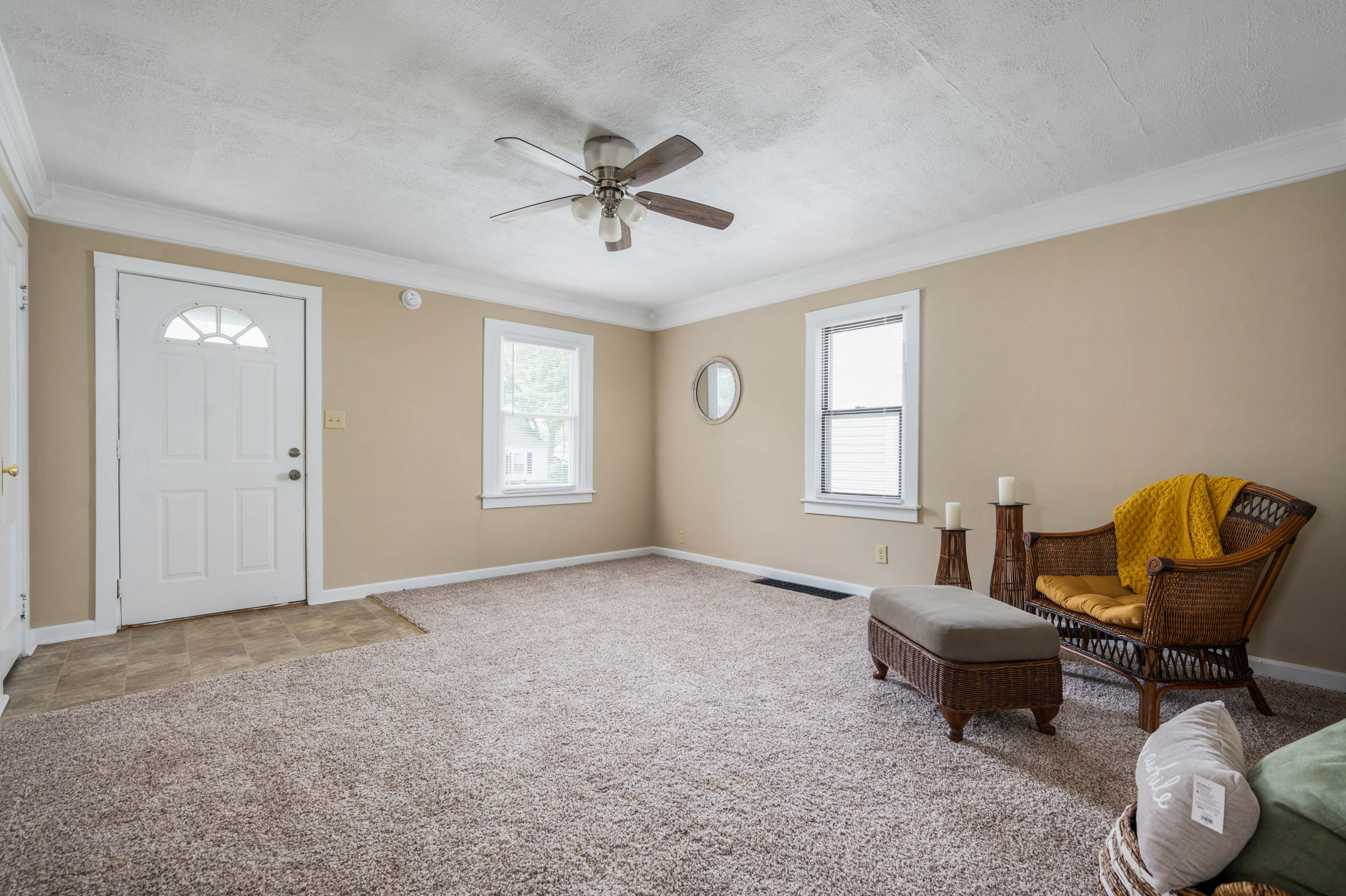 3834 Delaware Street Anderson, IN 46013 - Photo 4 of 22