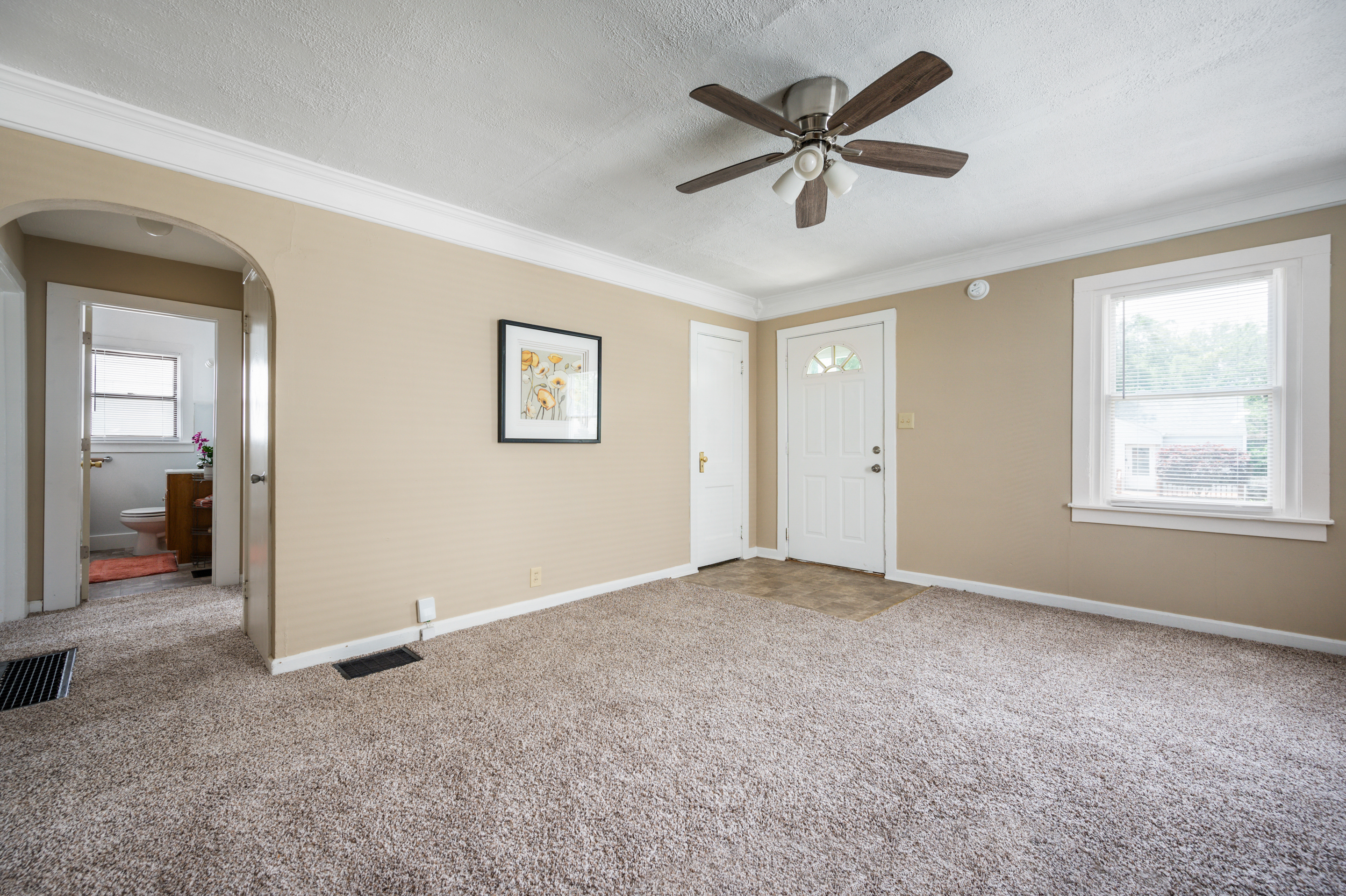 3834 Delaware Street Anderson, IN 46013 - Photo 6 of 22