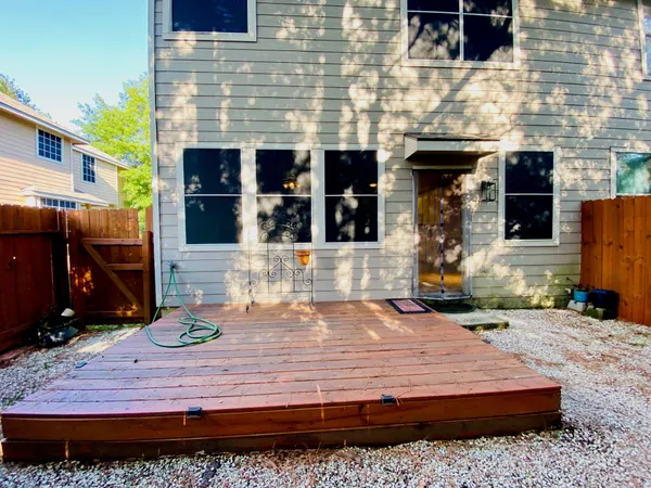 $1,950 | 23 Summer Haze Circle, The Woodlands, TX 77382