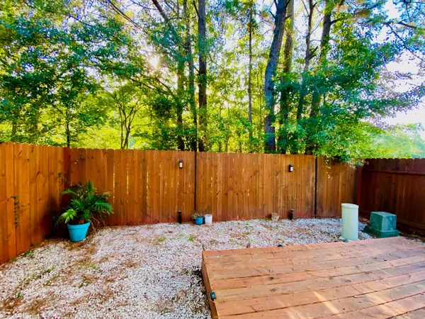 $1,950 | 23 Summer Haze Circle, The Woodlands, TX 77382