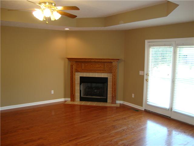 565 Brandon Road Manchester, TN 37355 - Photo 3 of 20 Look at the beautiful hardwood floors in this living room!