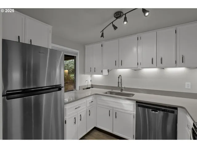 $269,000 | 3845 Colony Oaks Drive, Eugene, OR 97405