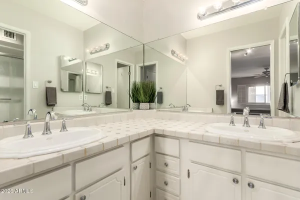 $389,000 | 1833 West Citrus Way, Phoenix, AZ 85015