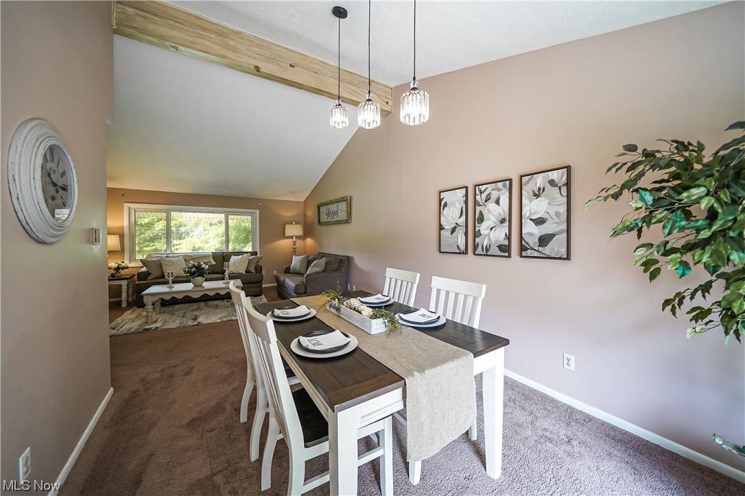 1198 Winchell Road Aurora, OH 44202 - Photo 4 of 28 Dining room