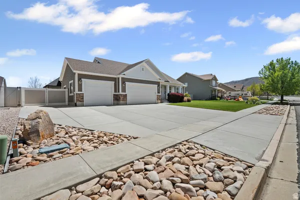 $765,000 | 2301 South 270 East, Heber City, UT 84032