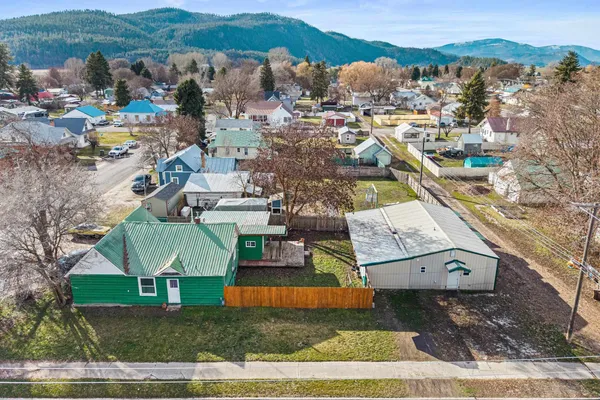 $220,000 | 108 South Stevens Street, Chewelah, WA 99109