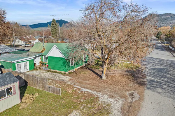 $220,000 | 108 South Stevens Street, Chewelah, WA 99109