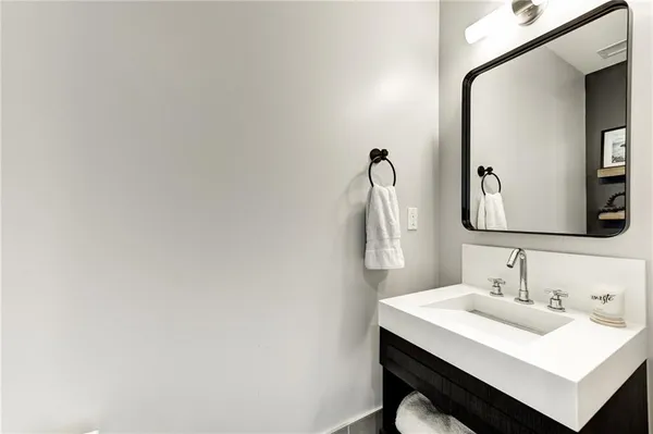 $4,000 | 1820 Peachtree Road Northwest, Unit 1003, Atlanta, GA 30309