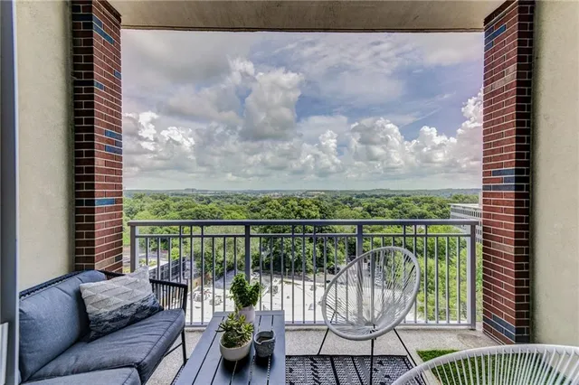 $4,400 | 1820 Peachtree Road Northwest, Unit 1003, Atlanta, GA 30309