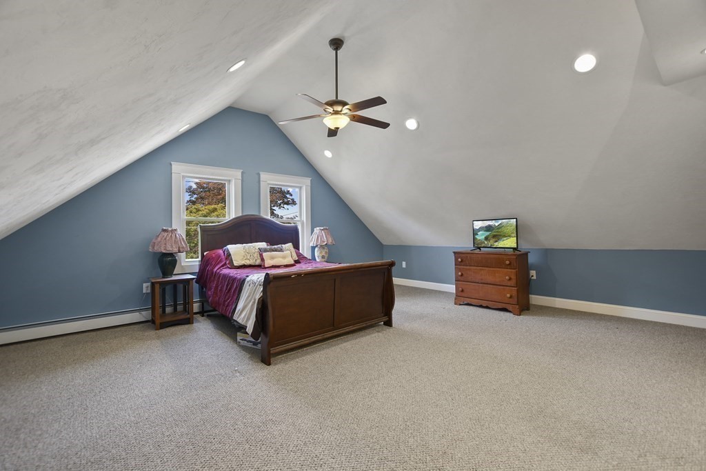 44 Ray Street Webster, MA 01570 - Photo 20 of 35 Gallery Image 20