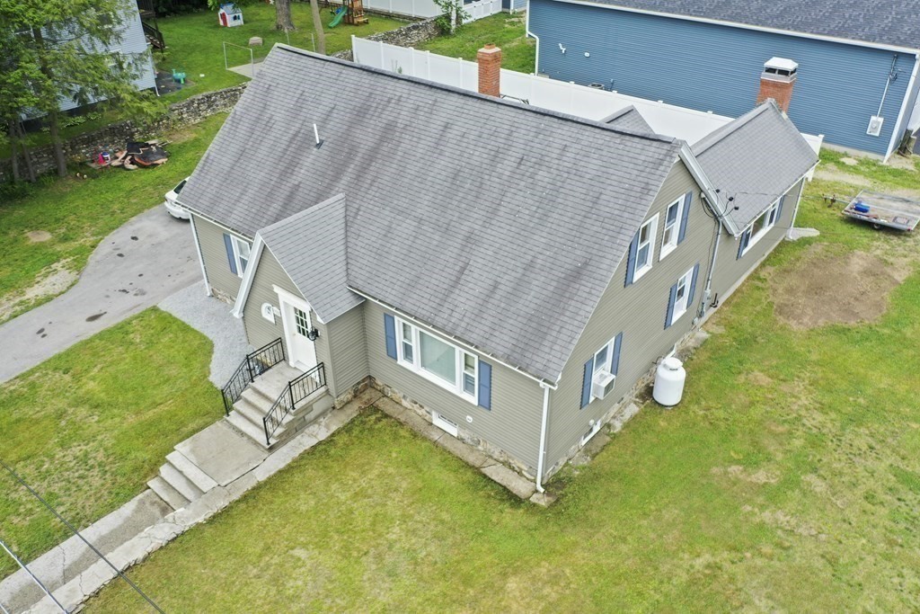 44 Ray Street Webster, MA 01570 - Photo 3 of 35 Gallery Image 3