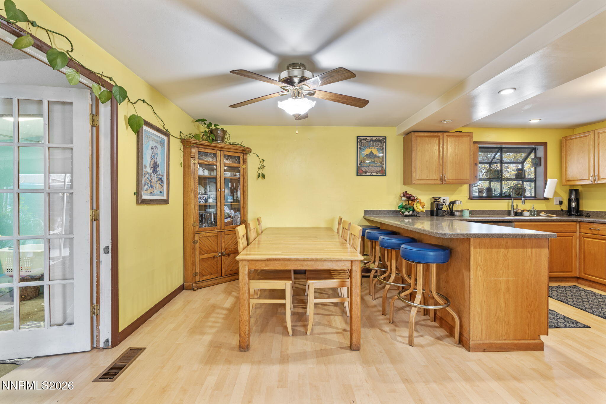 2060 Carlin Street Reno, NV 89503 - Photo 17 of 47 17-web-or-mls-DSC05431