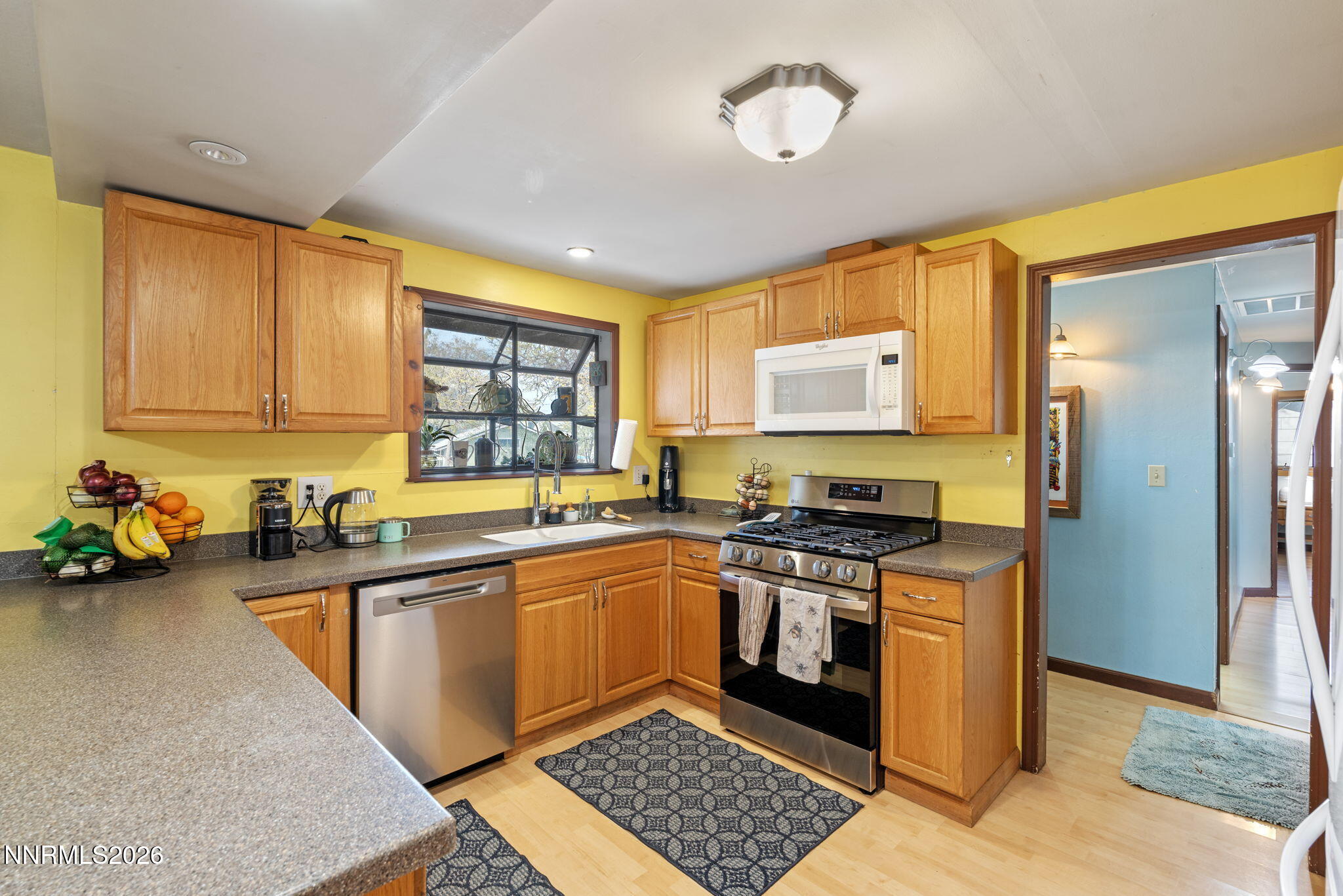 2060 Carlin Street Reno, NV 89503 - Photo 21 of 47 21-web-or-mls-DSC05378