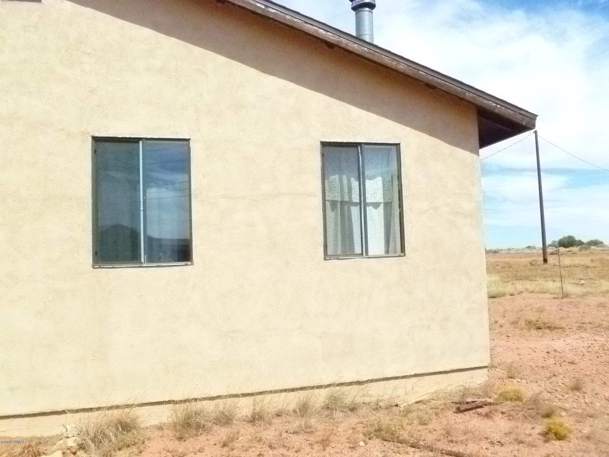 5218 Longhorn Road Snowflake, AZ 85937 - Photo 29 of 41 a view of a house that has window
