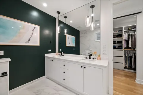 $1,895,000 | 2042 North Honore Street, Chicago, IL 60614