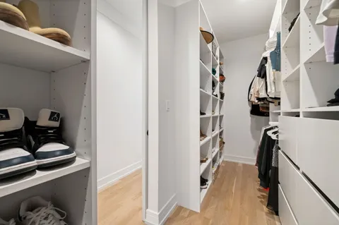 $1,895,000 | 2042 North Honore Street, Chicago, IL 60614