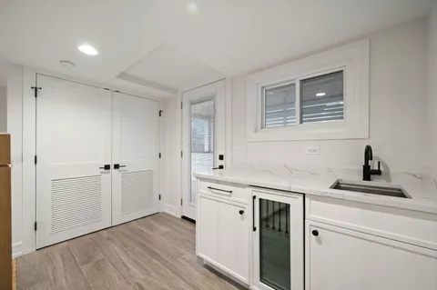 $1,895,000 | 2042 North Honore Street, Chicago, IL 60614