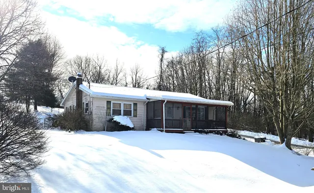 $199,900 | 91 West Ridge Avenue, Mifflintown, PA 17059