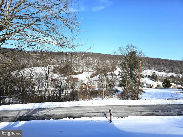 $199,900 | 91 West Ridge Avenue, Mifflintown, PA 17059